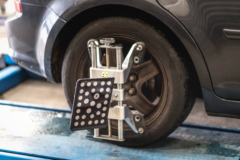 Parallélisme voiture près de Riom